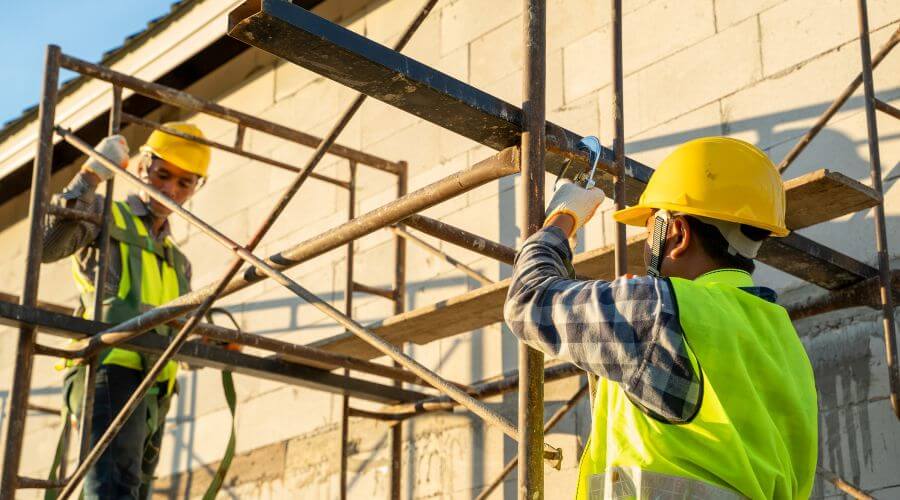 Professional gutter cleaning in Clarkton, MO